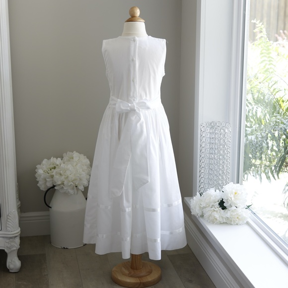 Strasburg Dress NWOT White Smocked size 10 Flower Girl Special Occasion - Picture 4 of 6